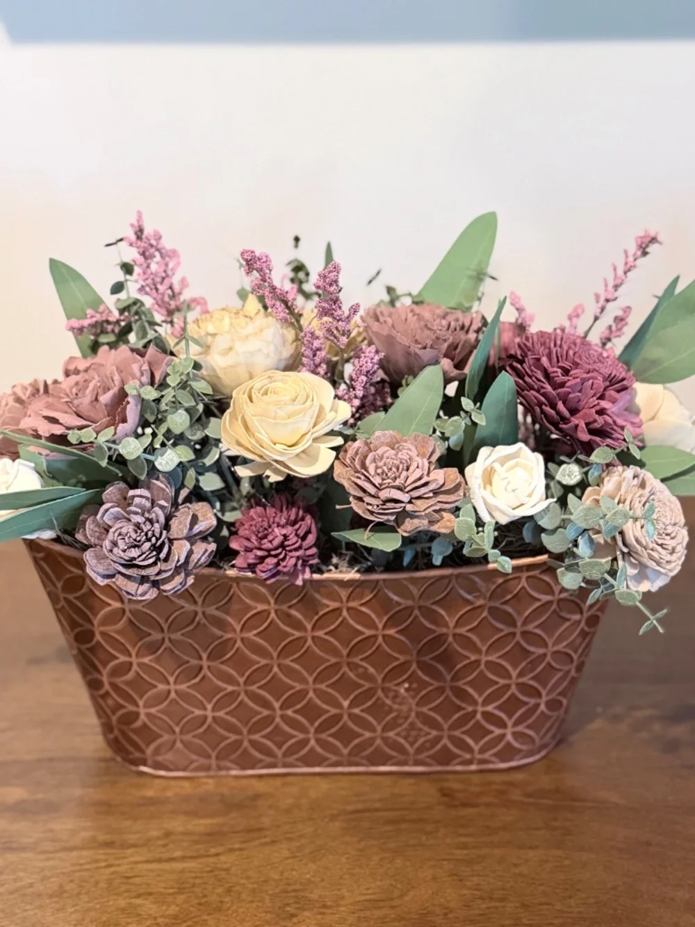 Romantic colored sola wood flowers arrangement